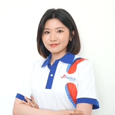 Reisespezialistin - Frau Nguyen Ha My