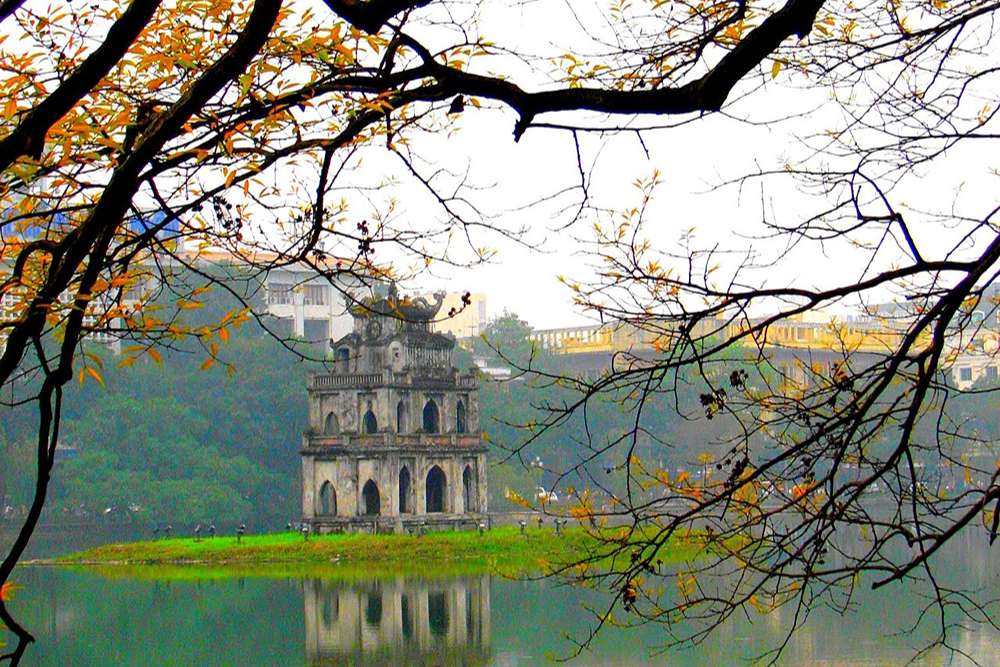  Hoan-Kiem-See im Herzen von Hanoi 