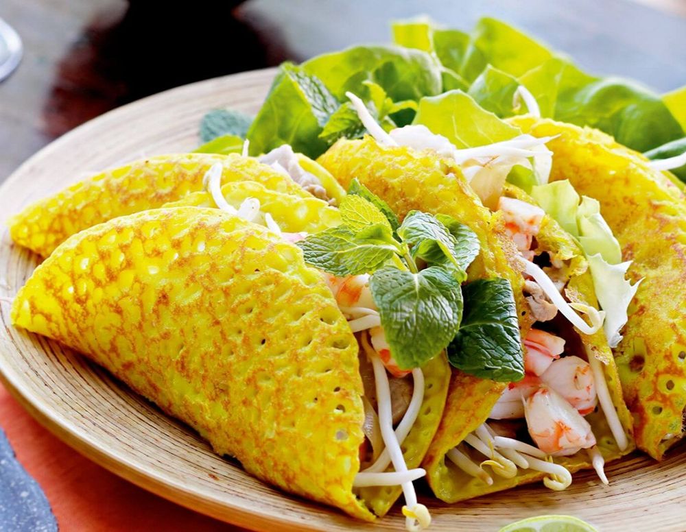 Bánh Xèo, knuspriger vietnamesischer Pfannkuchen in Hoi An