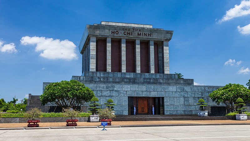 Ho-Chi-Minh Mausoleum - Hanoi