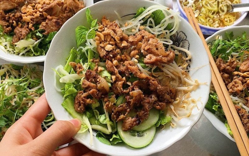 Hue Essen - Bun Thit Nuong