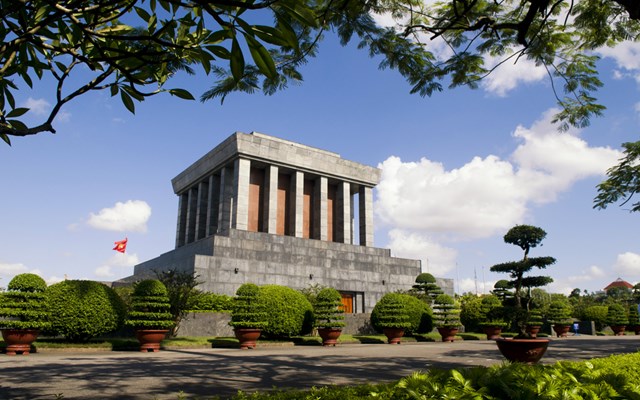 Hanoi: Sehenswürdigkeiten und Aktivitäten - Ho Chi Minh Mausoleum