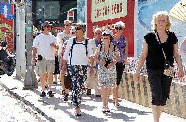 Ausländische Besucher in Vietnam erreicht über 6,7 Millionen