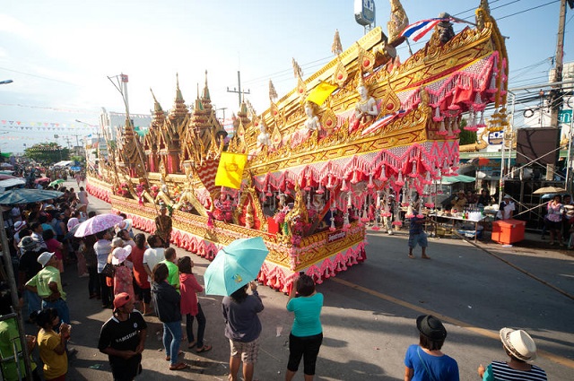 Bong Bang Fai Festivals in Thailand