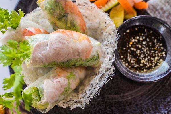 Frische vietnamesische Frühlingsrollen oder "Goi Cuon"